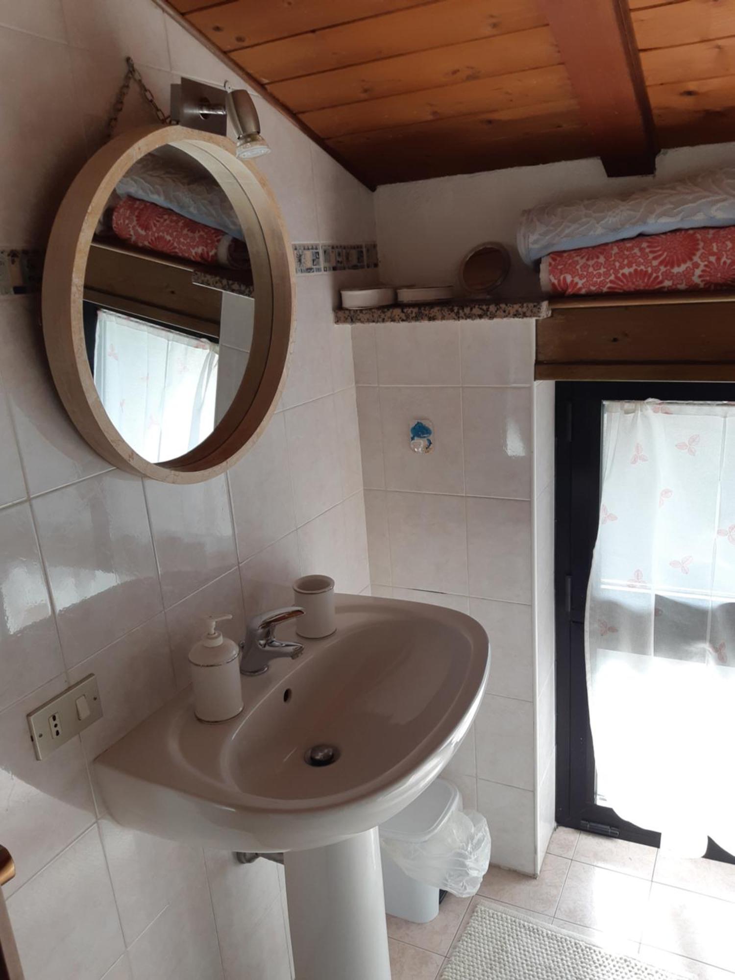 Apartamento Little 58 Luino Exterior foto